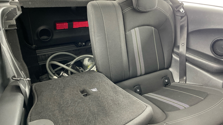 MINI Hatchback 135kW Cooper S Level 1 33kWh 3dr Auto Electric Hatchback